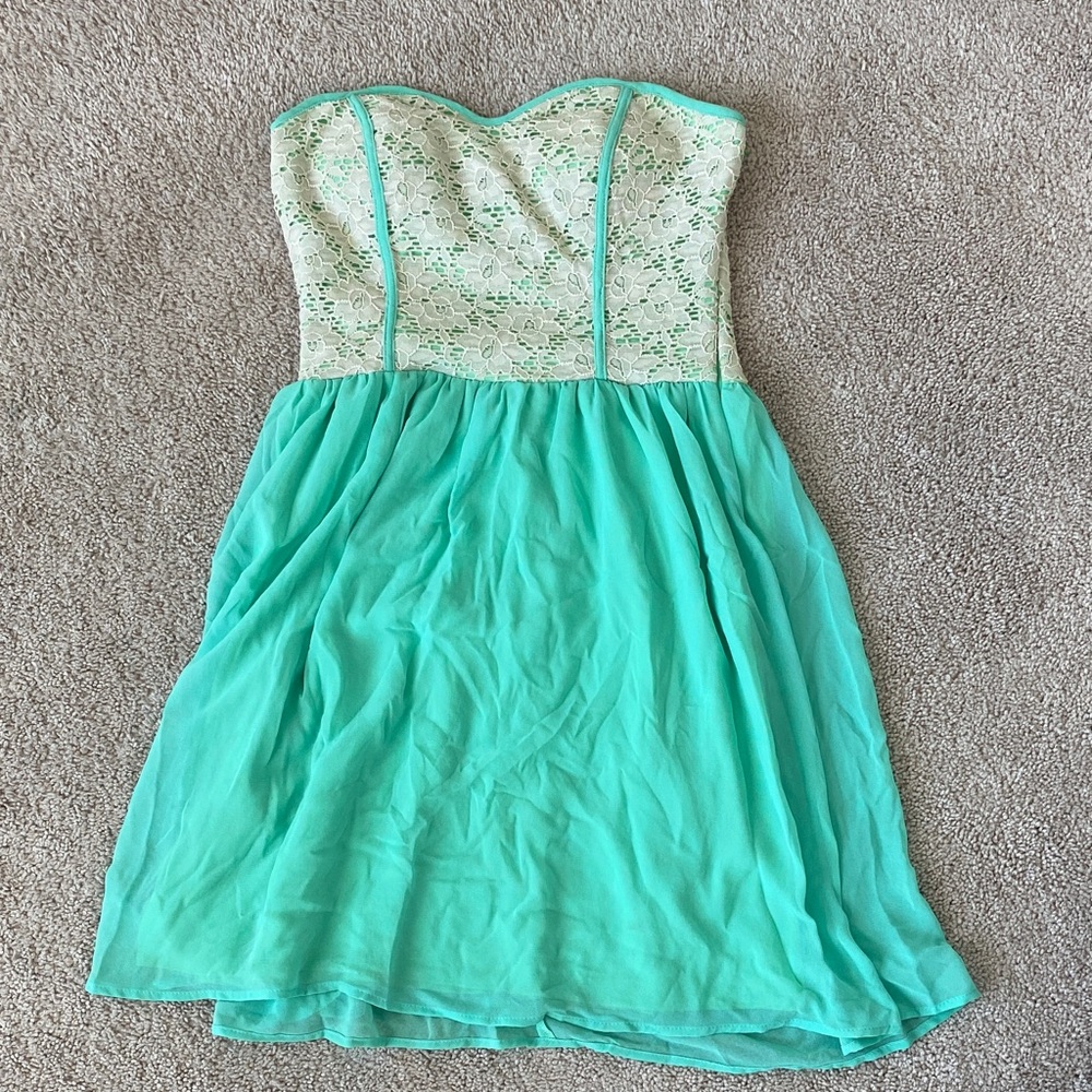 Francesca's Collections Strapless Dress in Mint and Cream